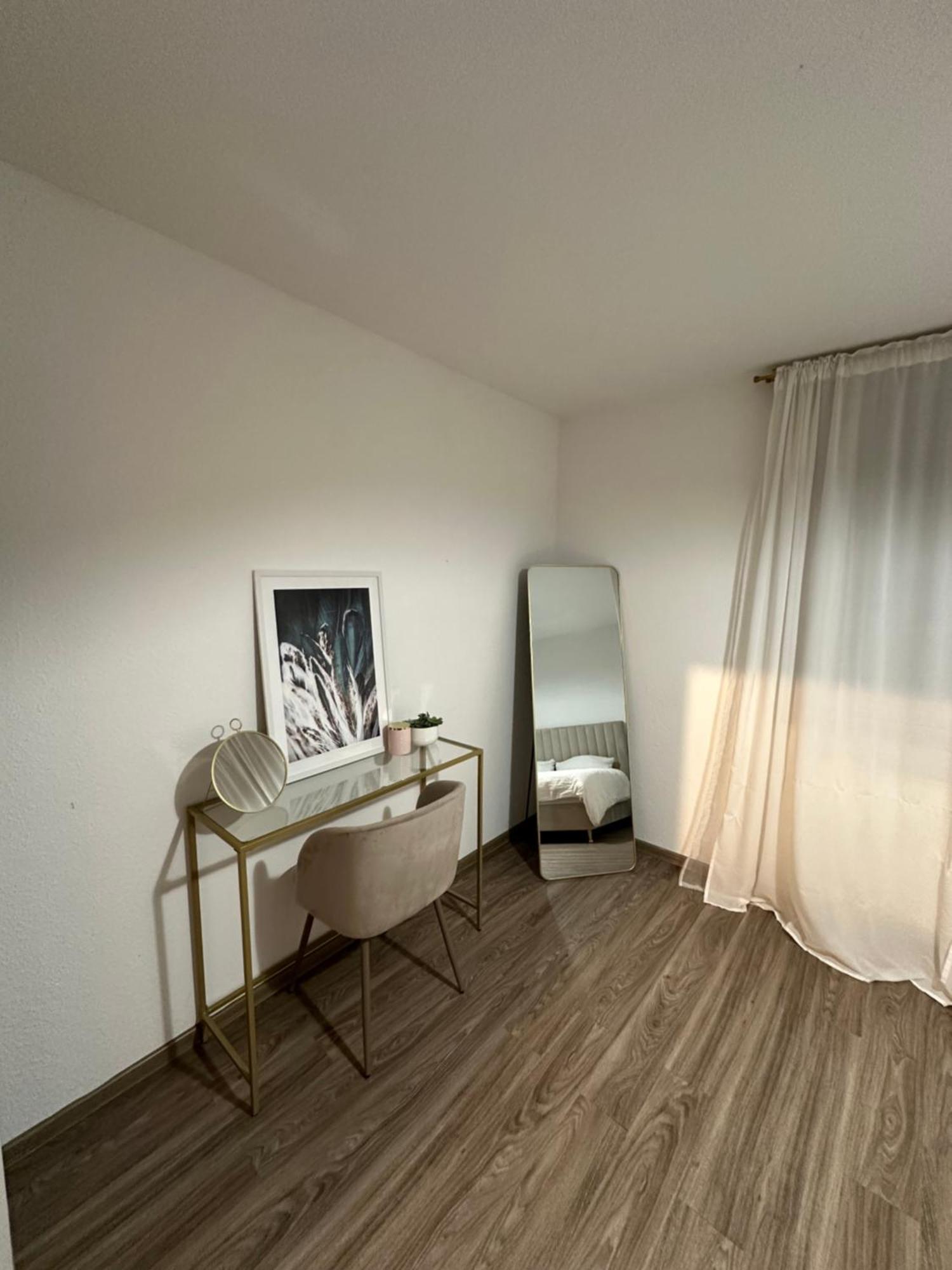 Zentrale, 55m2, Helle 2 Whg Naehe Messe Düsseldorf