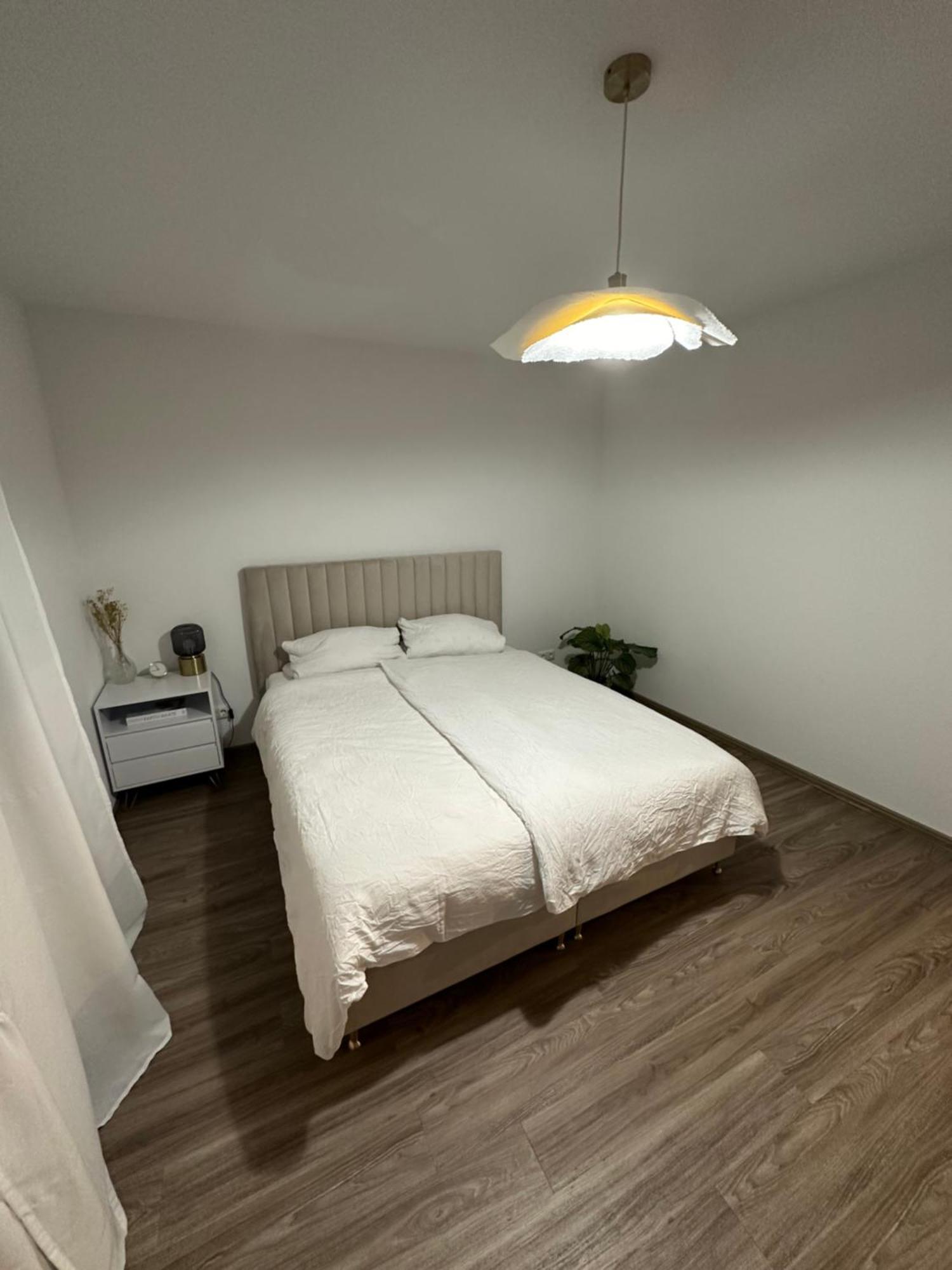 Appartement Zentrale, 55m2, Helle 2 Whg Naehe Messe *